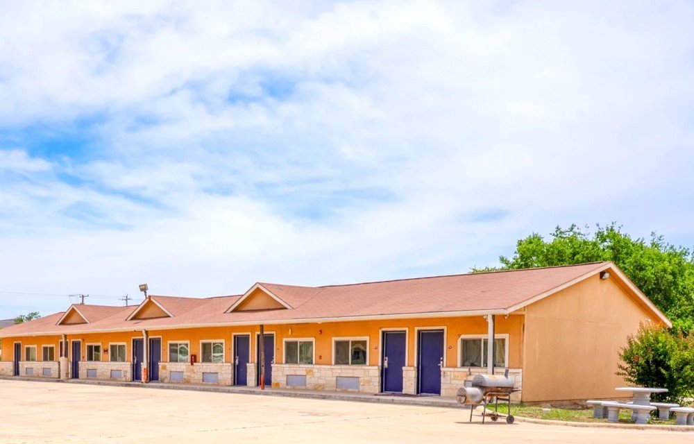 About Hotel in Jourdanton Pictures